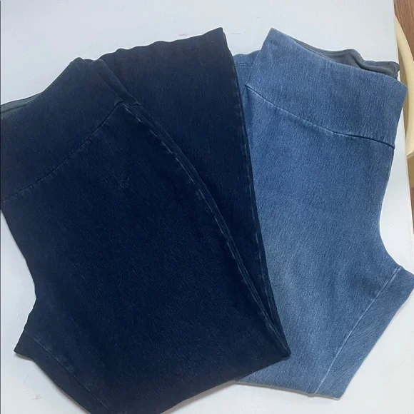 Gently Loved ❤️ Classic Blue & Dark Blue Women w/Control Jeans - Picture 1 of 5